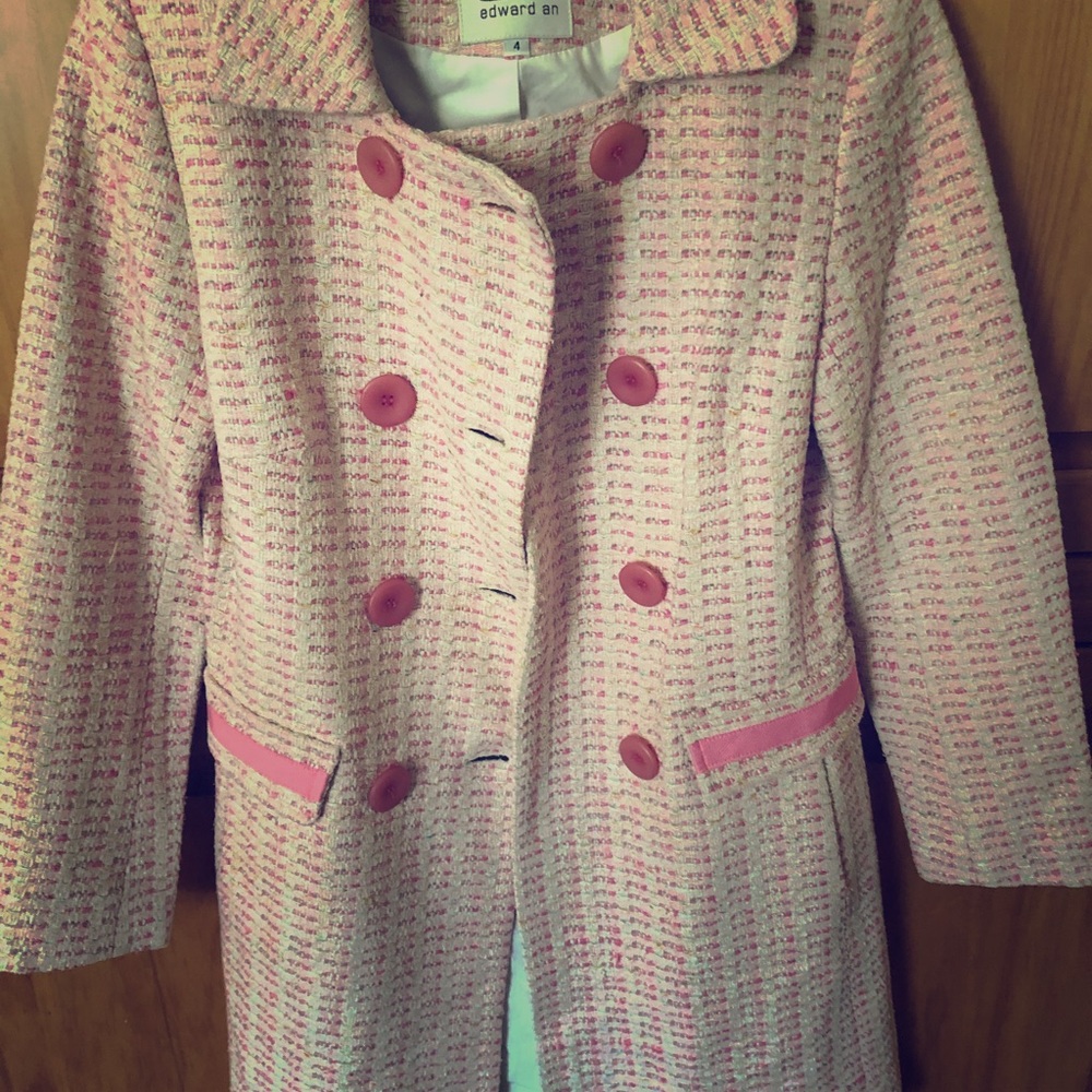 Edward An coat in light pink color